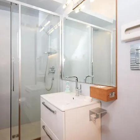 500m From Piazza Di Spagna - Canova By Hotea Apartment Rome